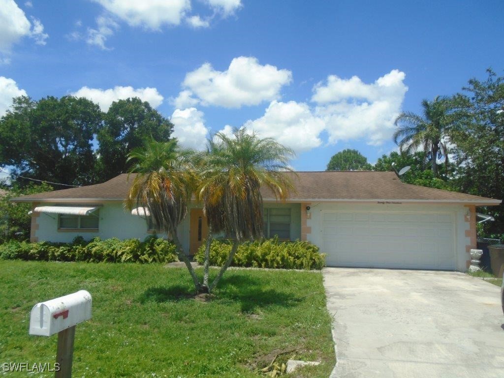 2119  Hibiscus Road