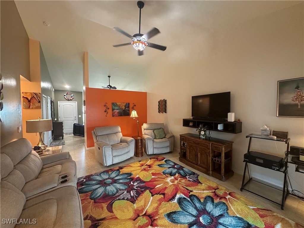 4627/4629 SW 7th Place