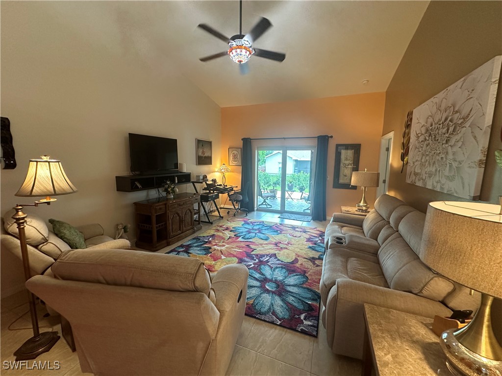 4627/4629 SW 7th Place