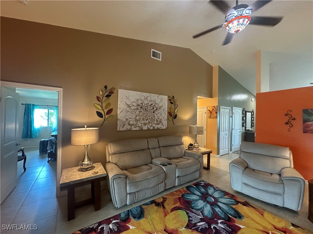 4627/4629 SW 7th Place