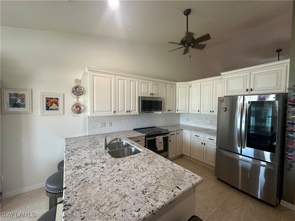 4627/4629 SW 7th Place