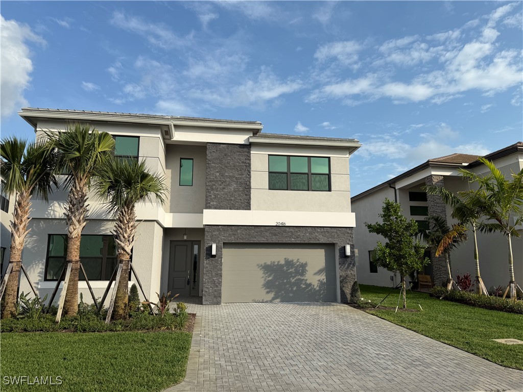20416  Fair Oak Ln