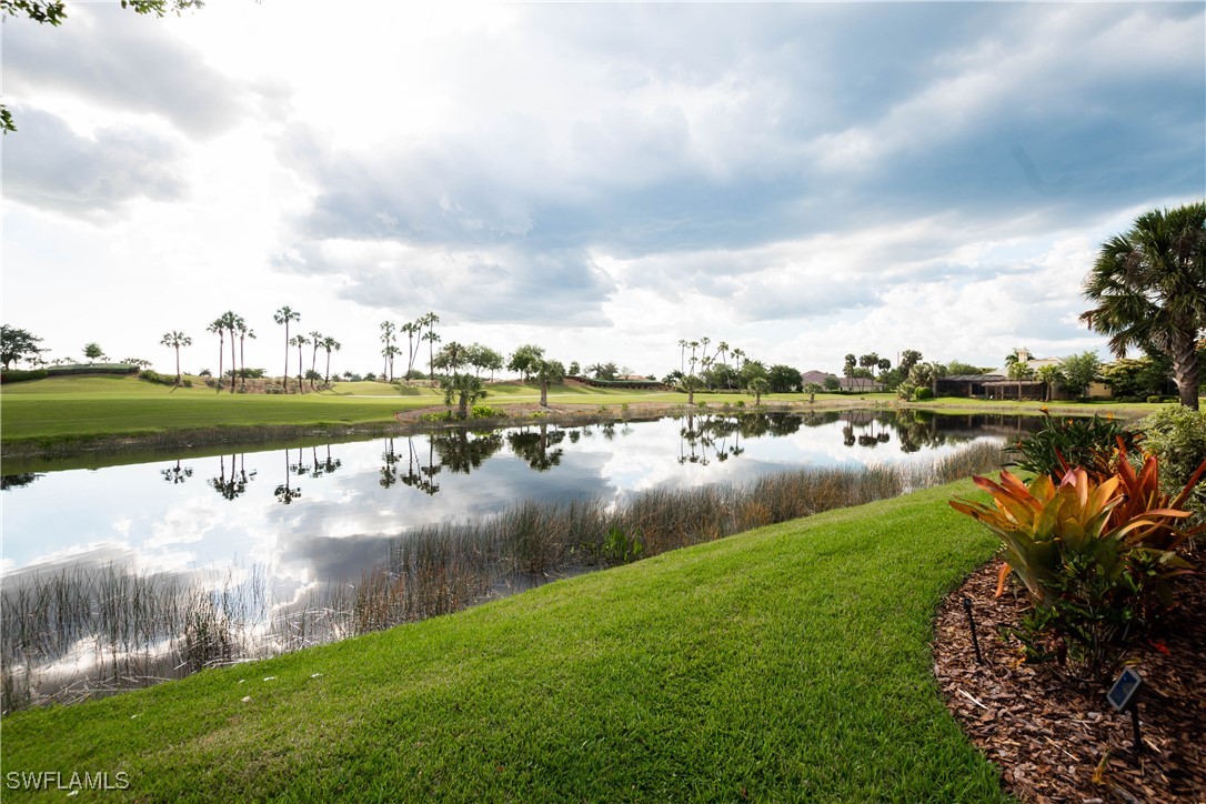 3681  Mossy Oak Drive