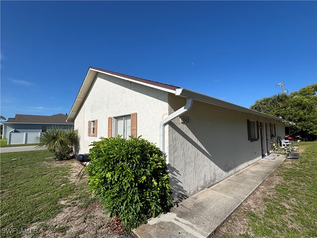 1342 SE 2nd Avenue, Apartment 2
