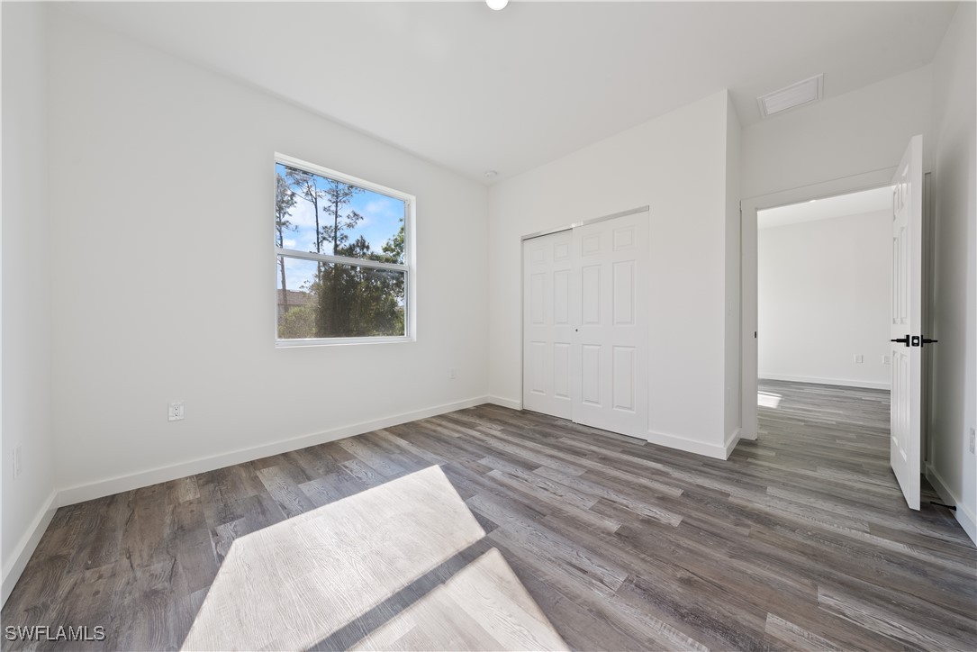 2429/2431  Lola Avenue