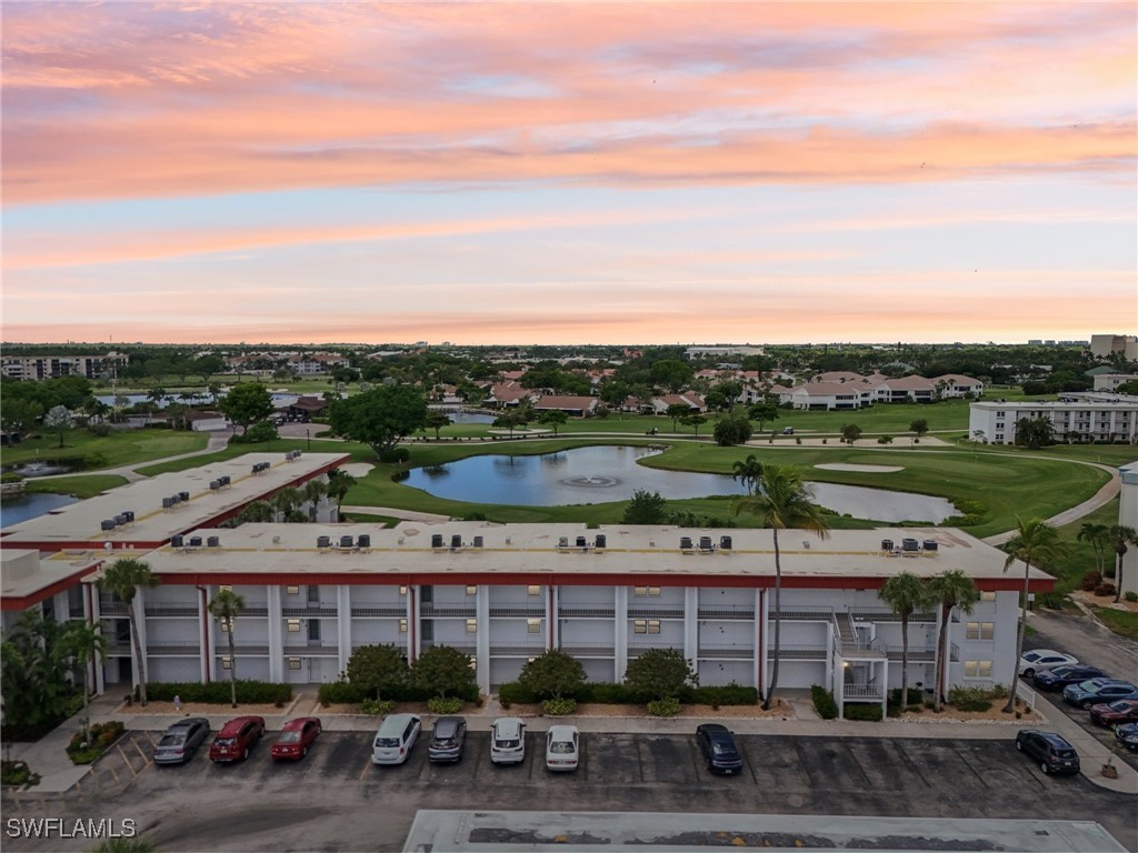 1700  Pine Valley Drive, Apt 205