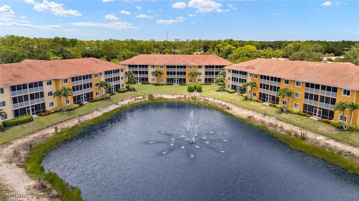10020  Maddox Lane, Apartment 307