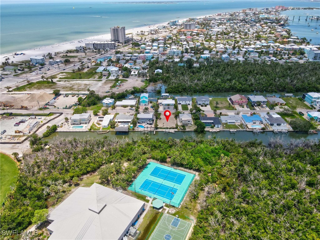 132/134  Tropical Shore Way