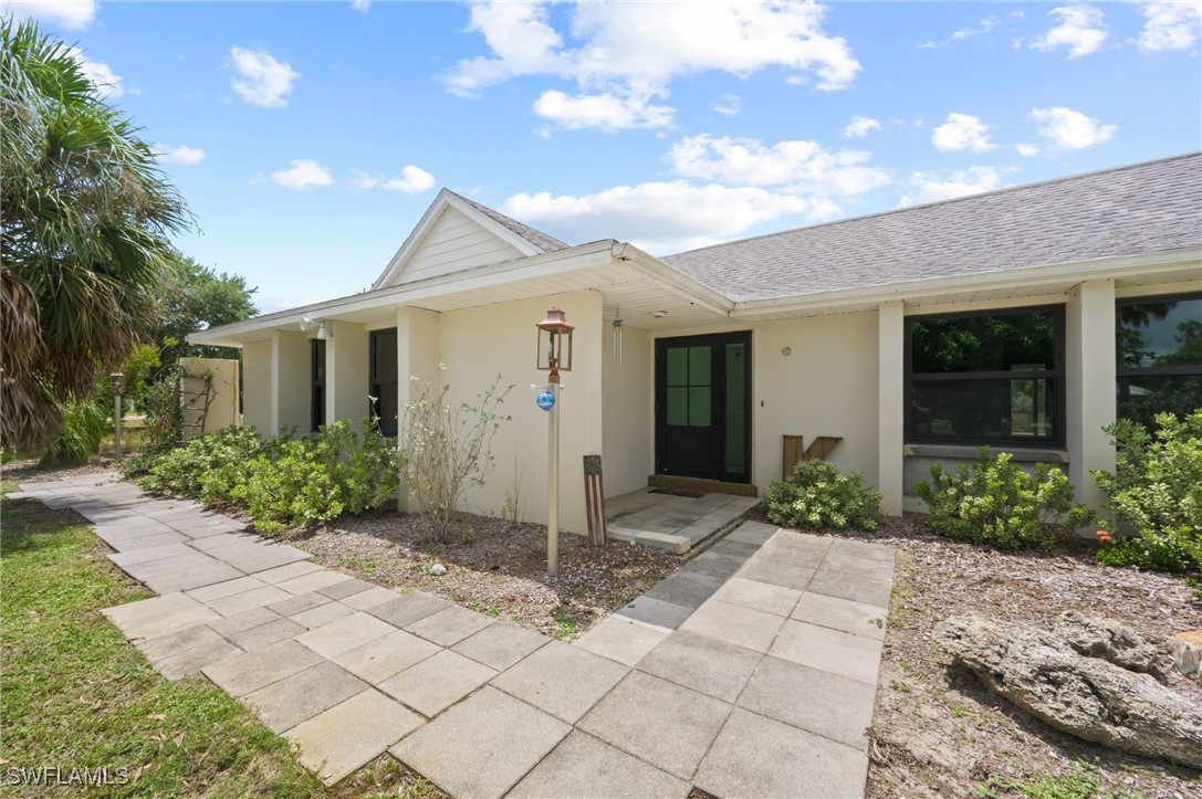 15970  Triple Crown Court