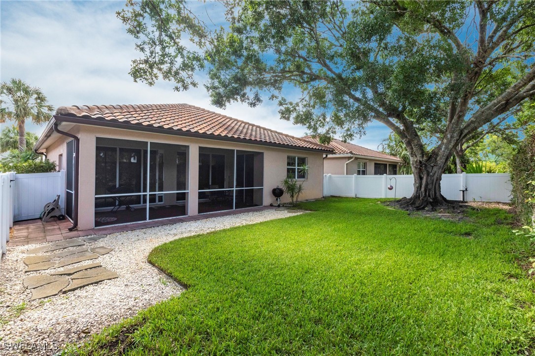 11302  Lakeland Circle