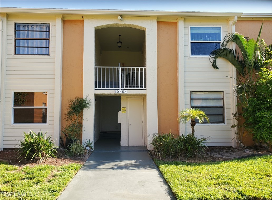 12656  Kenwood Lane, Apt C