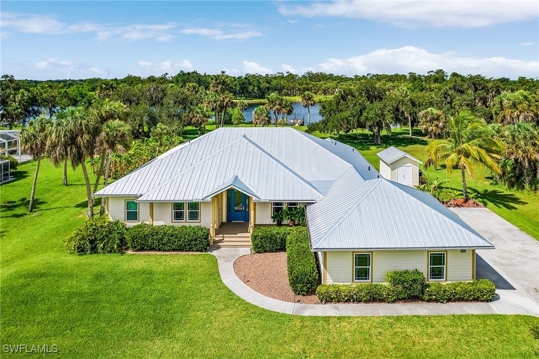 21090  Captain Nelson Court