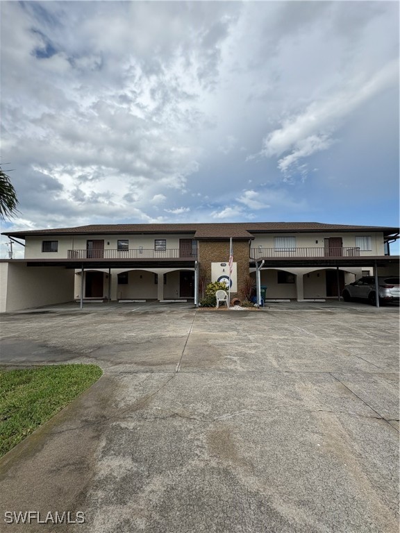 3720 SE 10th Avenue, Apt 202
