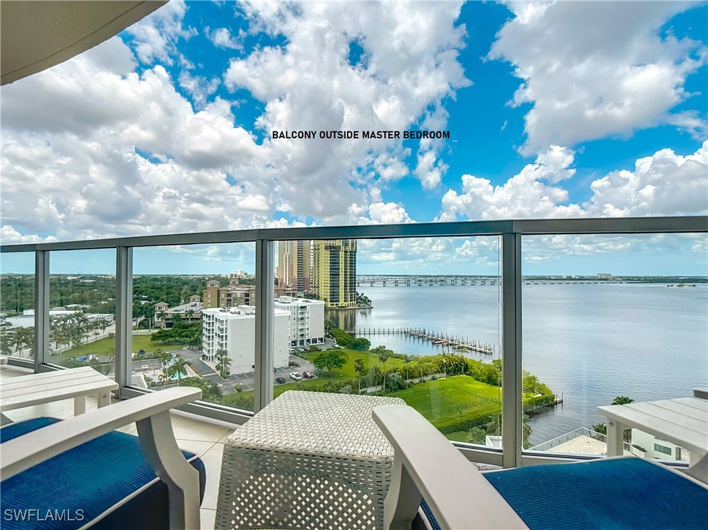3000  Oasis Grand Boulevard, Apt 1203