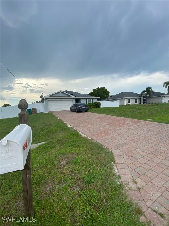 3904 NE 8th Place