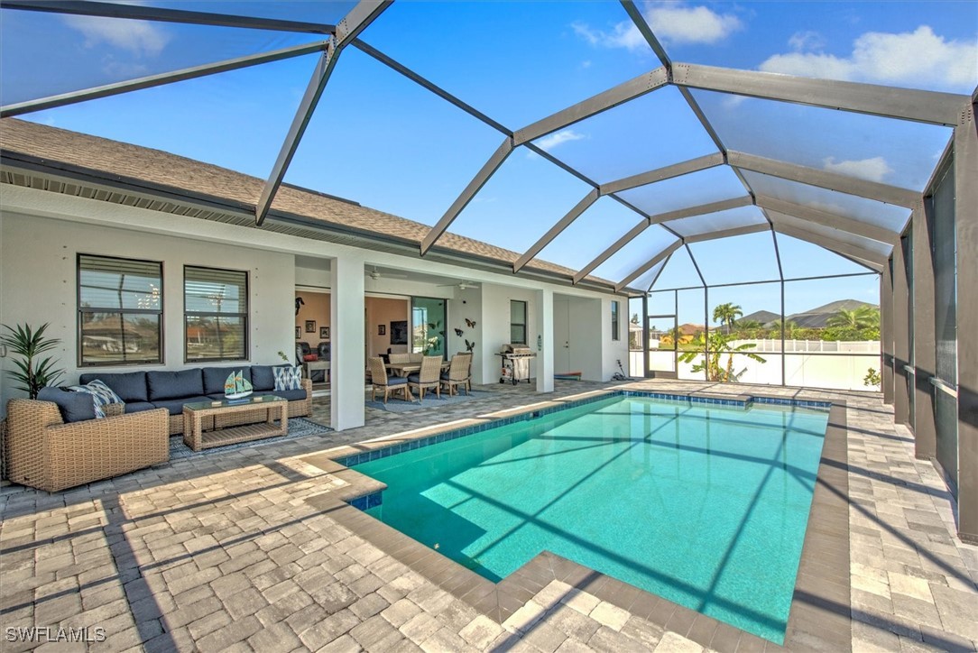 3527 SW 4th Lane