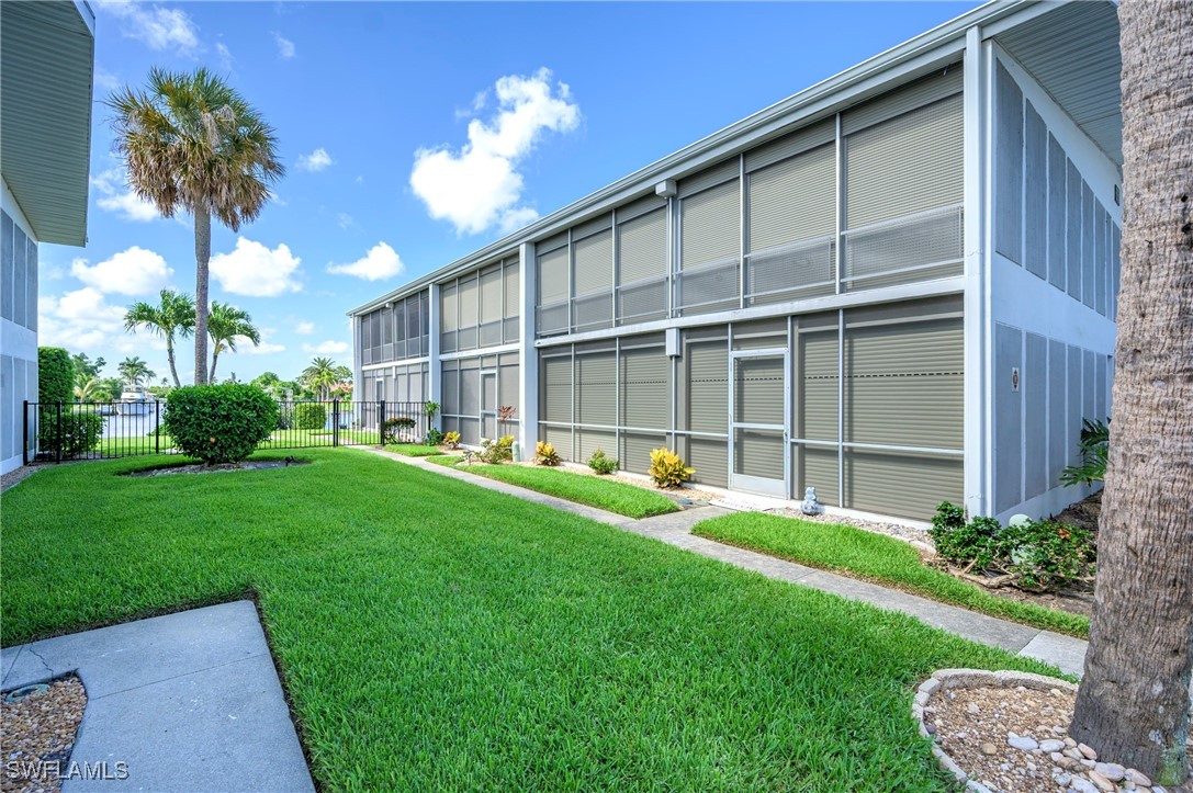 330  Tudor Drive, Apt 102