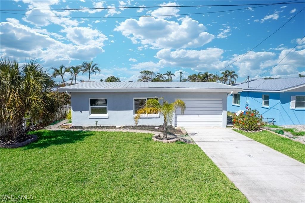 2421  Oleander Street