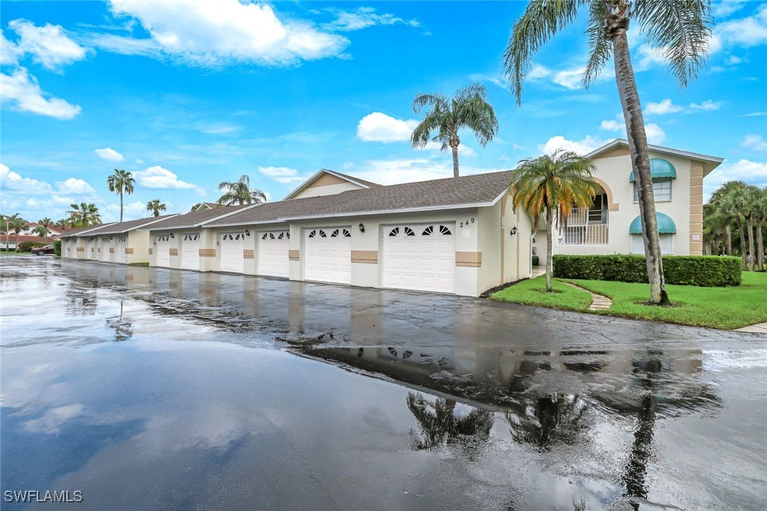 249  Gabriel Circle, Apt 2702