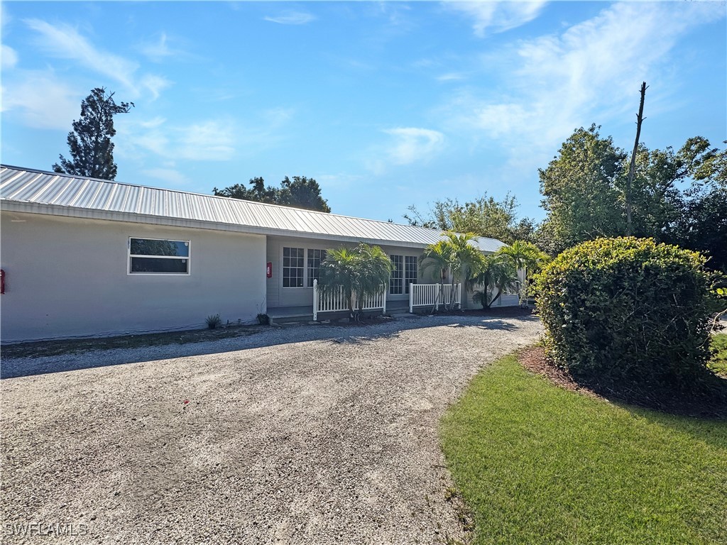 15206  Stringfellow Road, Apt 4