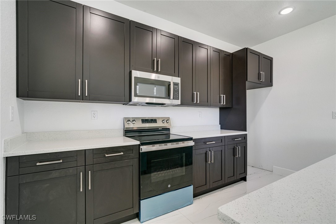 4725/4727  27th Street