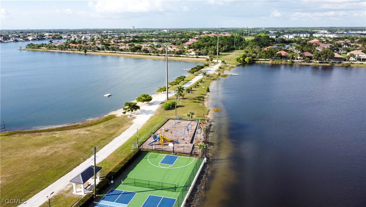5160  Harborage Drive