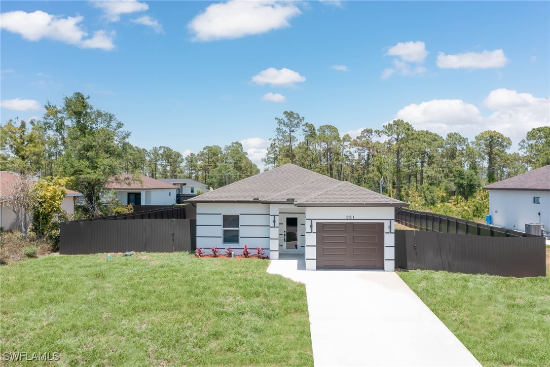 812  Jaguar Boulevard