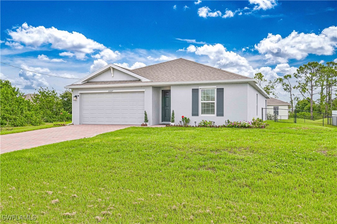 3647 NE 10th Place