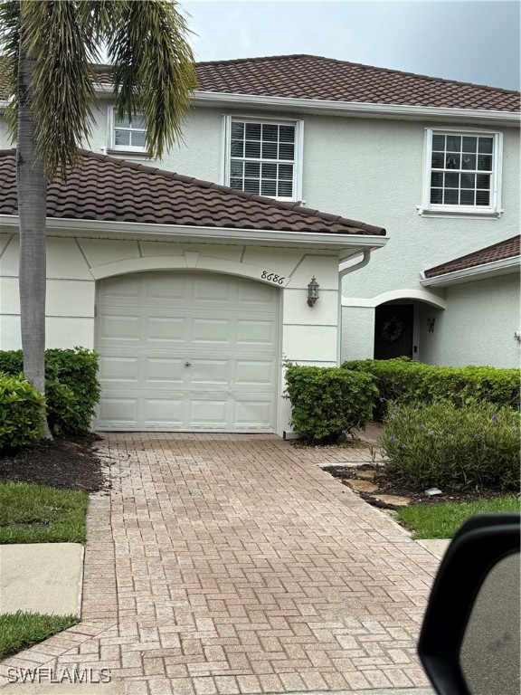 8686  Athena Court