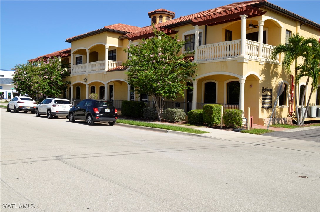 1625 SE 46th Street, Apt 2B