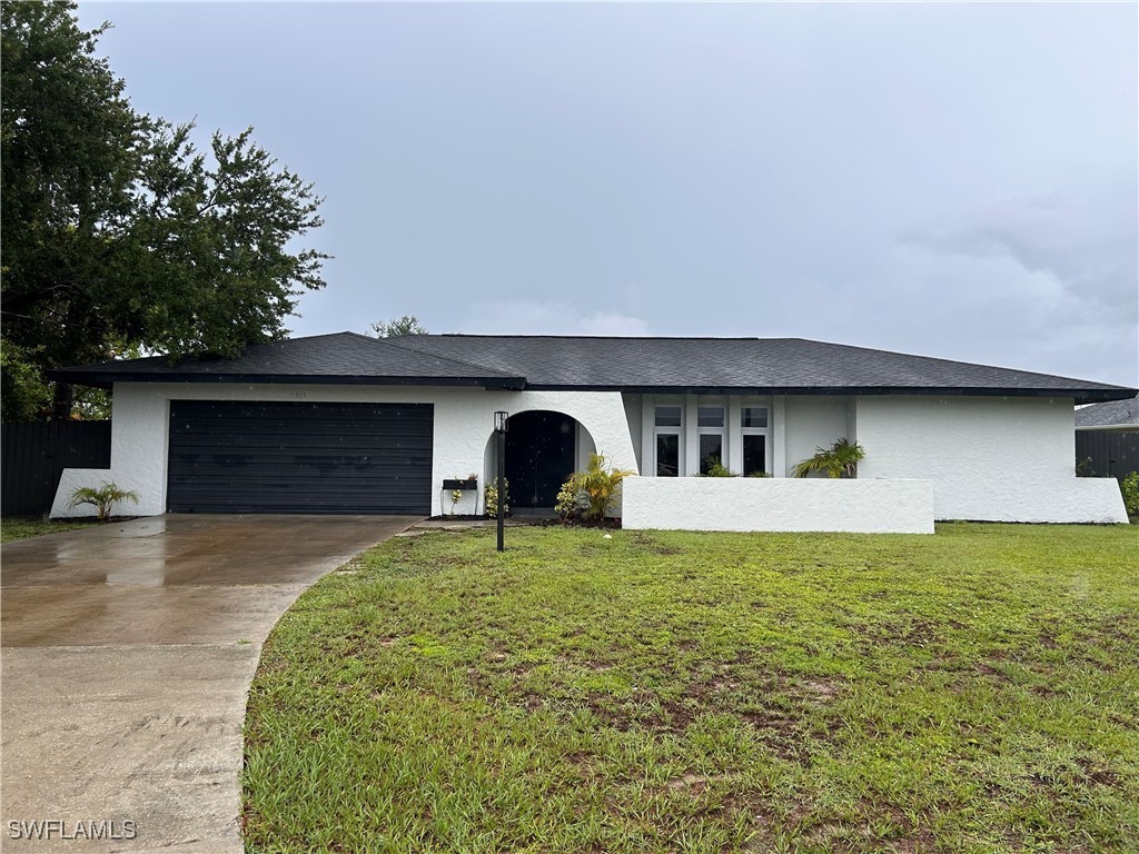 3303  Country Club Boulevard