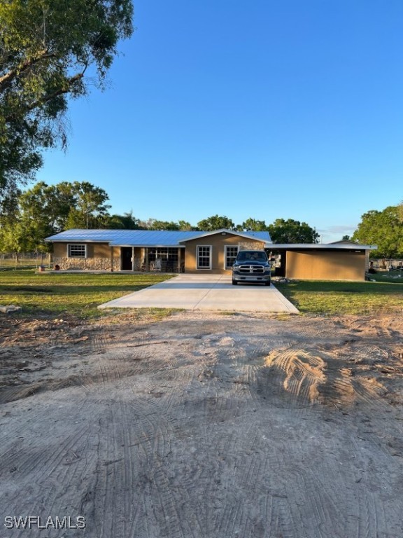 826  B Road