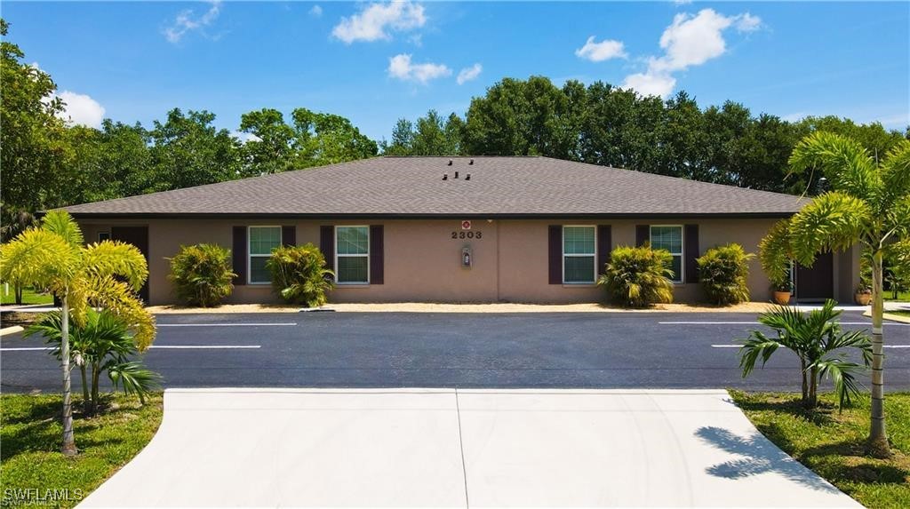 2303 NE 6th Street, Apt 3