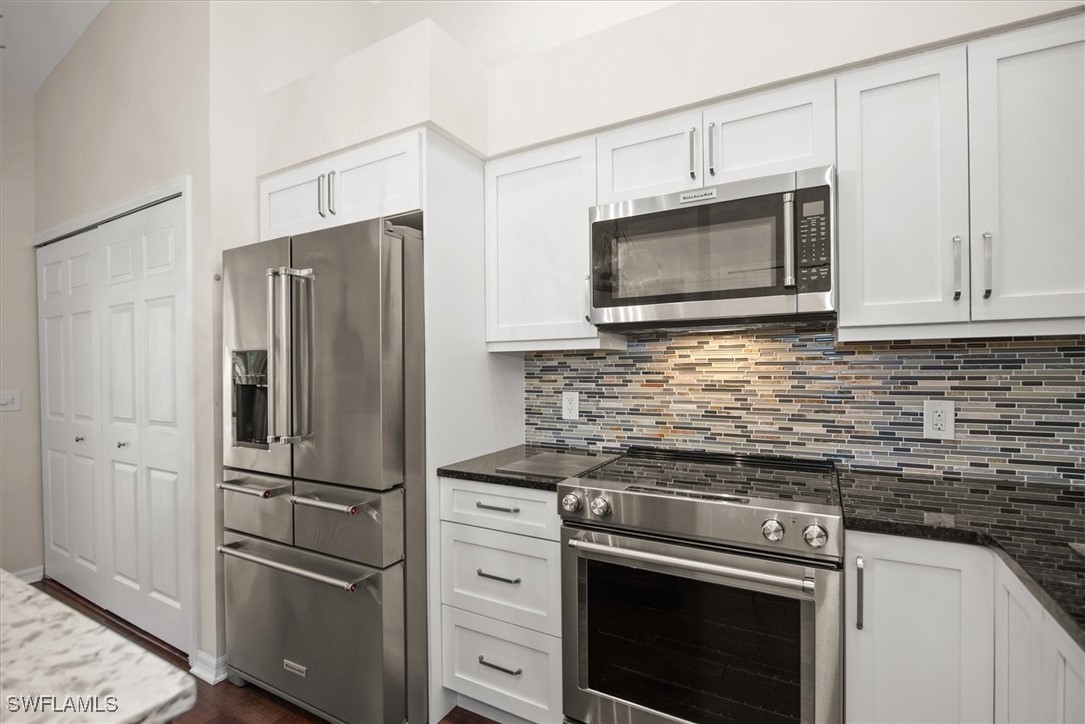 25727  Lake Amelia Way, Apt 203