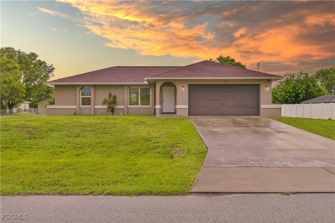 223 SW 31st Terrace