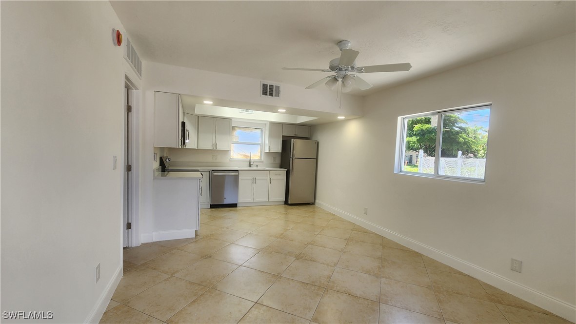 2590  1st Street, Apt 101