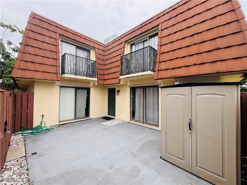 5201  Cedarbend Drive, Apt 2