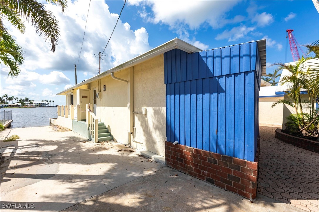 4741/4743  Pine Island Road