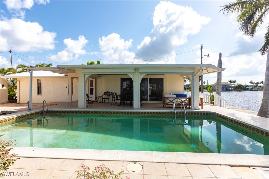 4741/4743  Pine Island Road