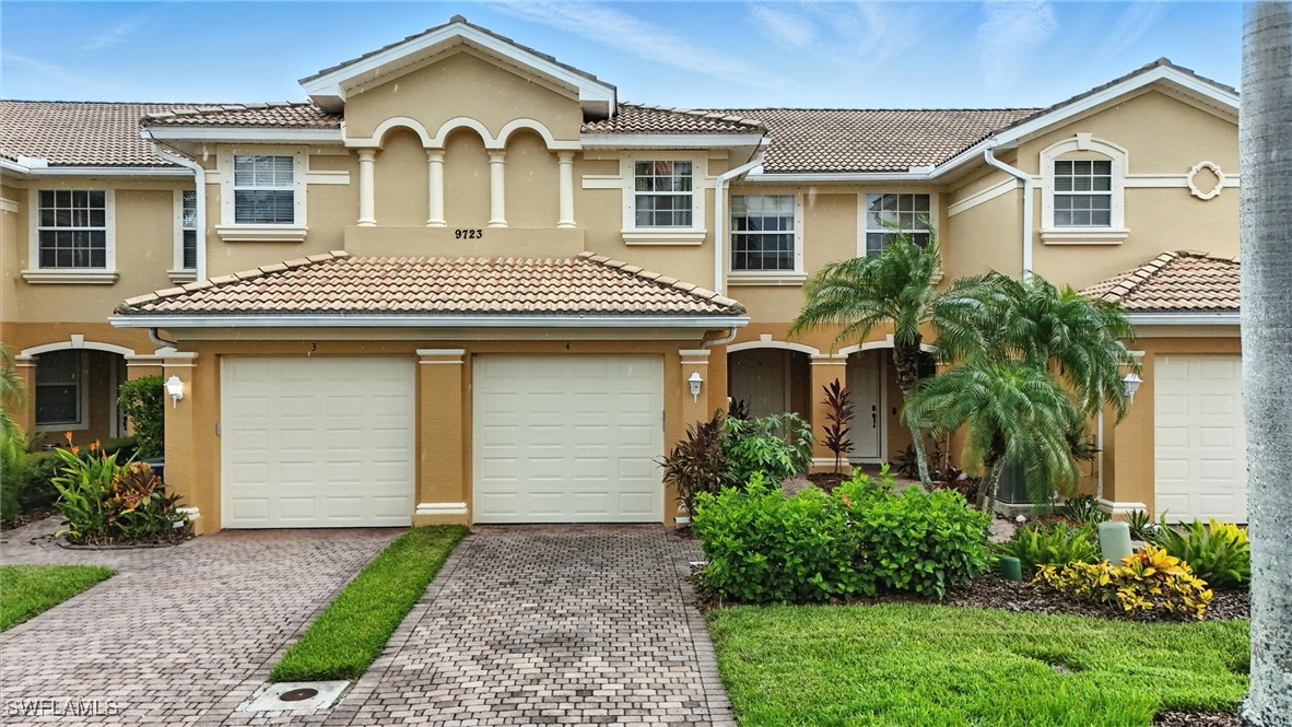 9723  Heatherstone Lake Court, Apt 4