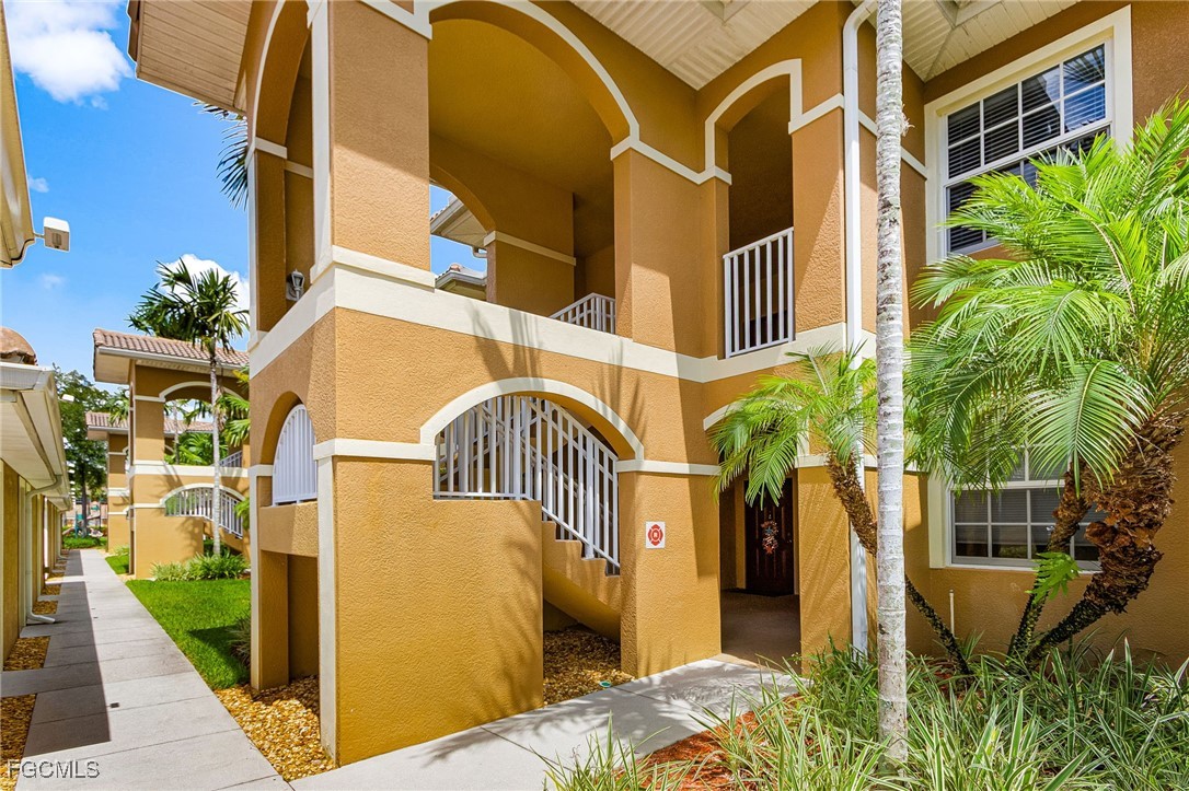 1064  Winding Pines Circle, Apt 205