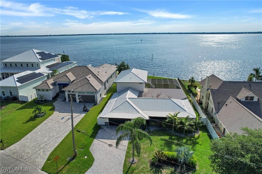 3611 SE 21st Place