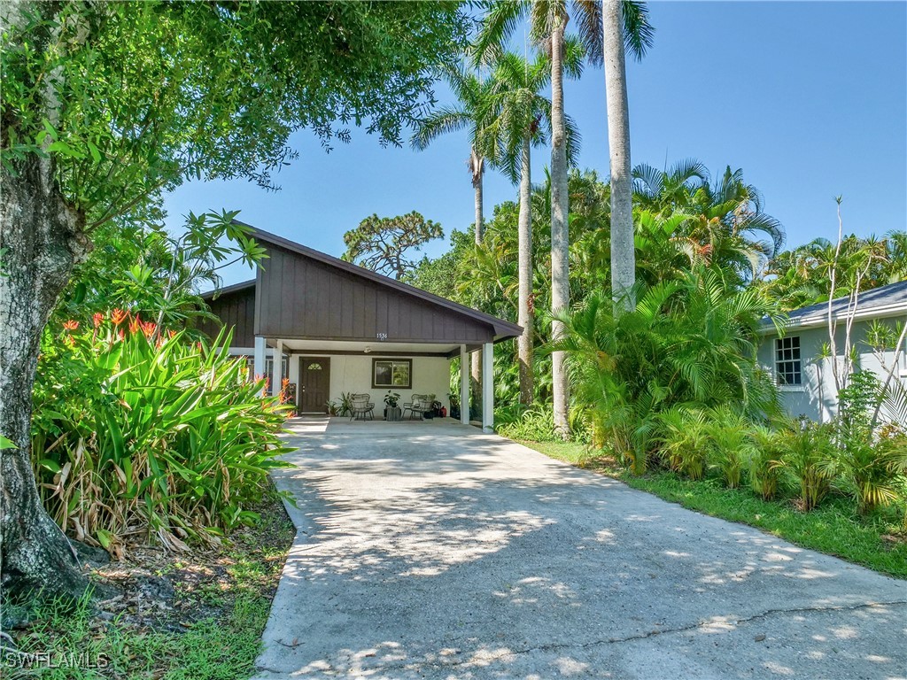 1536  Alhambra Drive