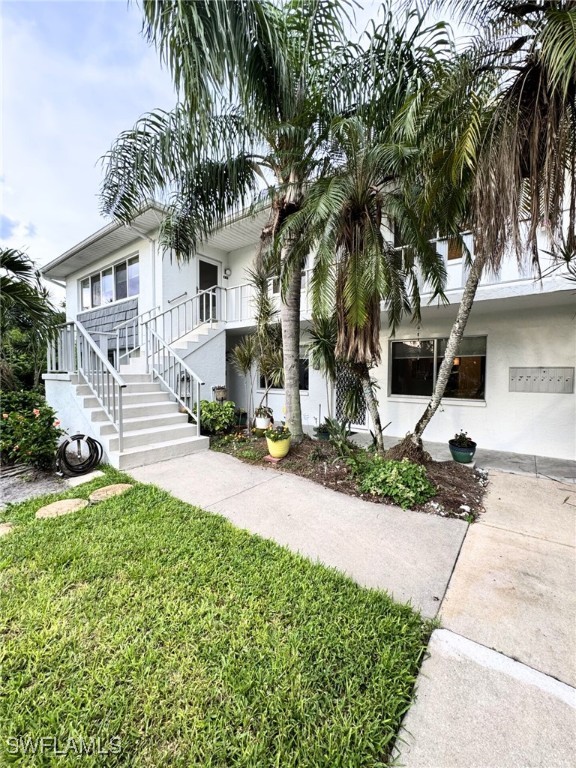 431  Van Buren Street, Apt E2