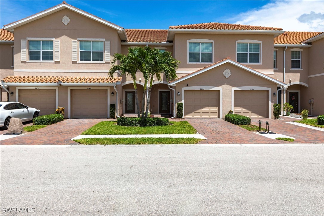 2748  Blossom Way