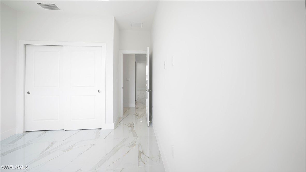 121/123  Ichabod Avenue