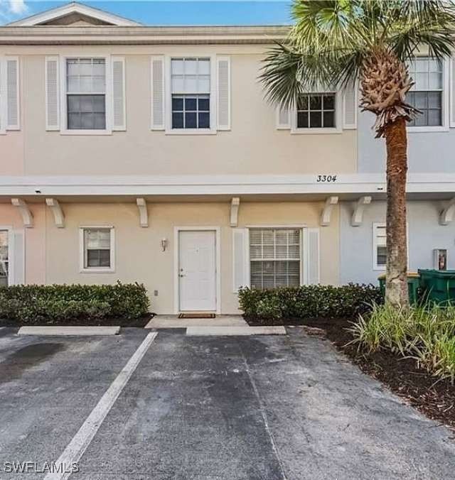 3304  Lisa Lane, Apt 103