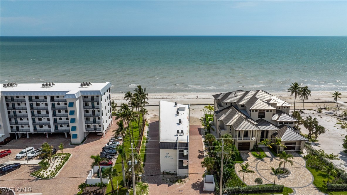 4750  Estero Boulevard, Apt 101